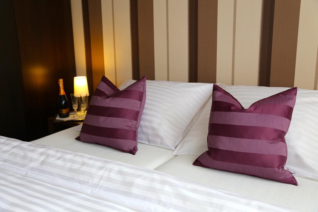 10 Bed And Breakfast Poznan Luaran gambar