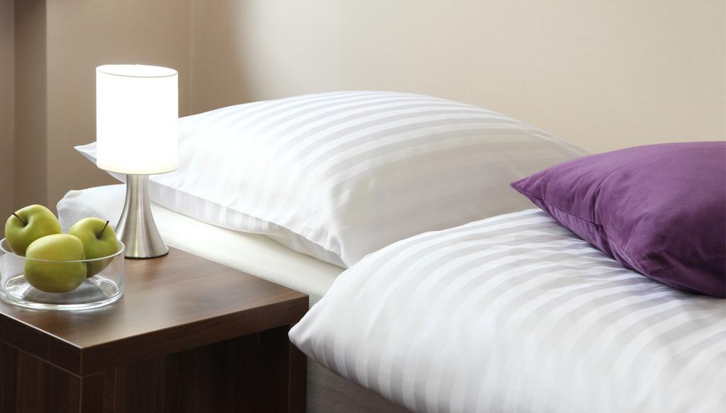 10 Bed And Breakfast Poznan Bilik gambar