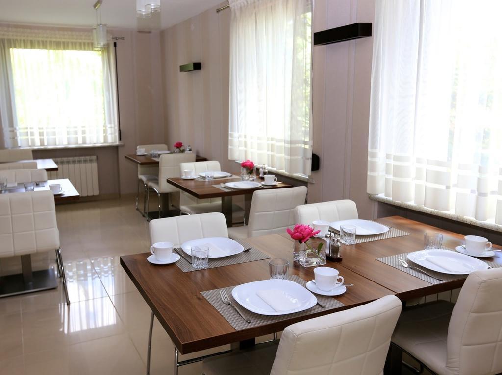 10 Bed And Breakfast Poznan Luaran gambar